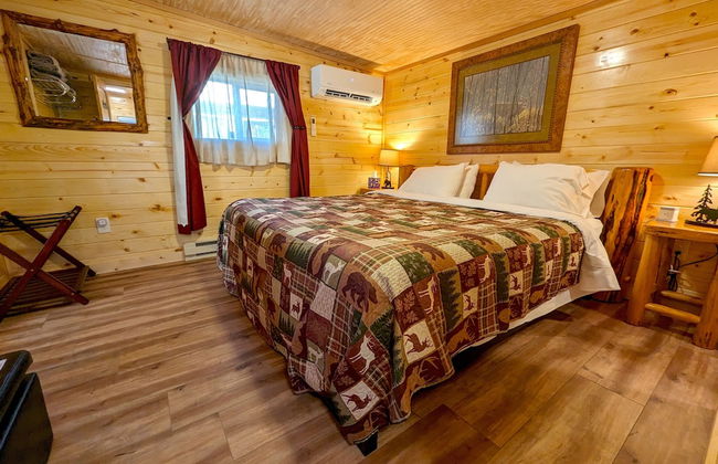 Yellowstone's Treasure Cabins - Foto 35