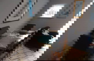 Foto 5 - Beautiful Two Bedroom Apartment