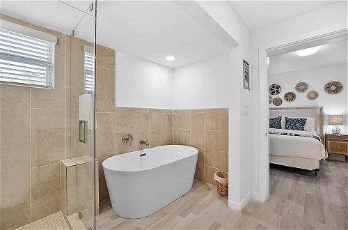 Photo 35 - Santorini House - 3 Bed 2 Bath in Wilton Manors - Walking Distance to Wilton Drive