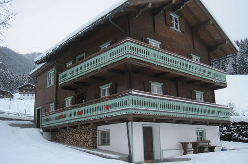 Foto 1 - Cozy Chalet in Bramberg am Wildkogel with Sauna near Ski Lift