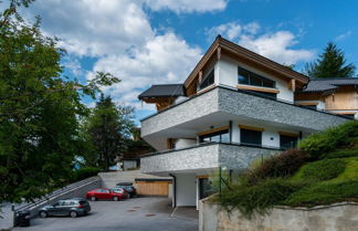 Foto 1 - Luxury Chalet with Sauna near Ski Area in Salzburg