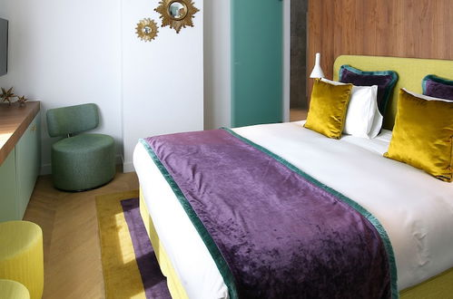 Foto 4 - Raphael Suites