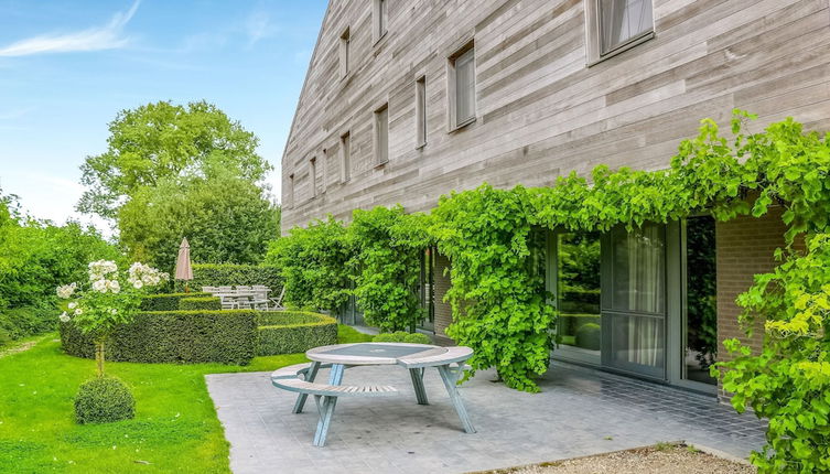 Photo 1 - Serene Holiday Home in Gijverinkhove With Terrace, Garden