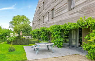 Photo 1 - Serene Holiday Home in Gijverinkhove With Terrace, Garden