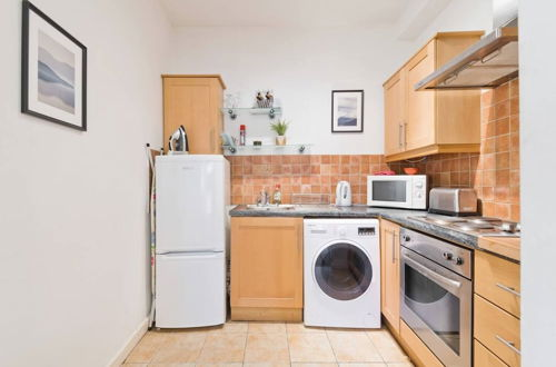 Photo 8 - Immaculate 1-bed Apartment in Dublin 1