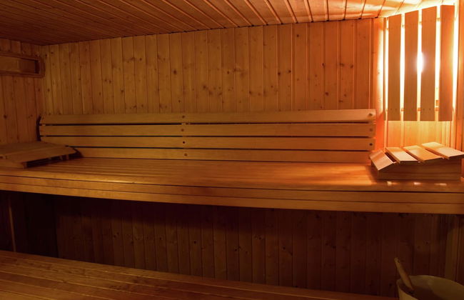 Holiday Home in Moutouyet With Pool & Sauna - Foto 32
