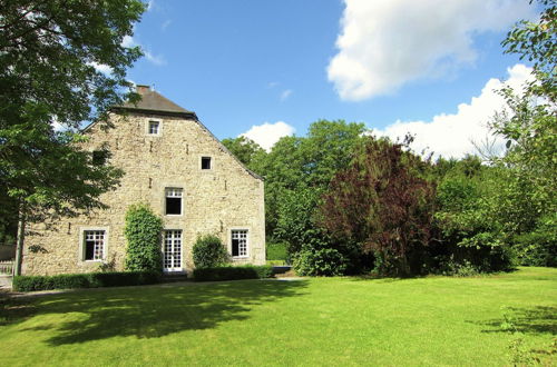 Photo 36 - Lavish Holiday Home in Forrieres With Sauna