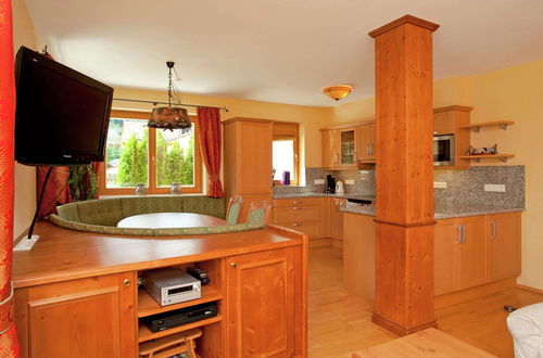 Photo 6 - Chalet Apartment in ski Area Saalbach-hinterglemm