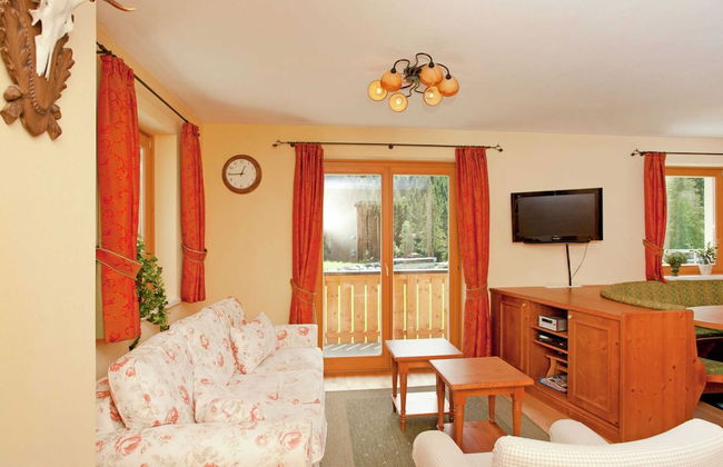 Chalet in Saalbach Near Ski Lift - Foto 3