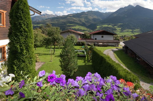 Photo 20 - Cozy Holiday Home in Piesendorf near Ski Area