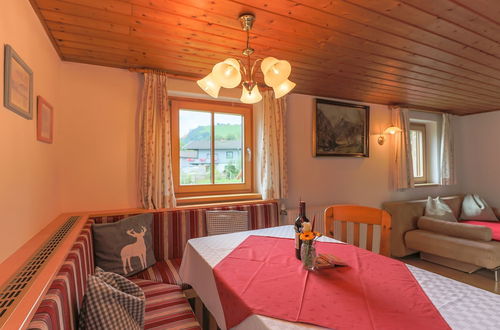 Photo 14 - Cozy Holiday Home in Piesendorf near Ski Area