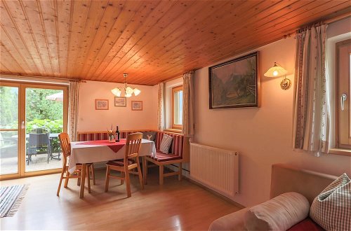 Photo 7 - Cozy Holiday Home in Piesendorf near Ski Area