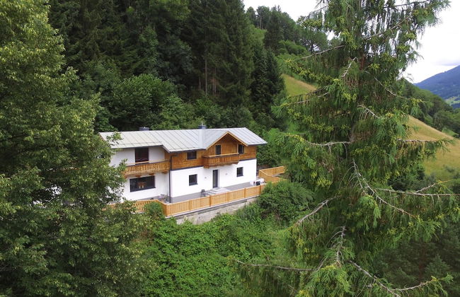 Chalet in Bruck Near Ski Slopes - Foto 22