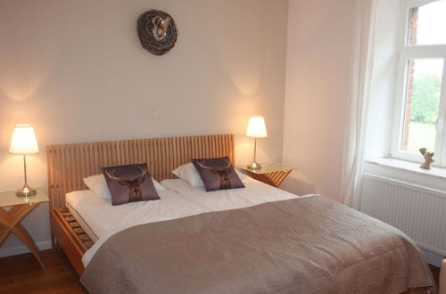 Foto 13 - Large Cozy Cottage With Home Cinema, Situated in a Quiet Location