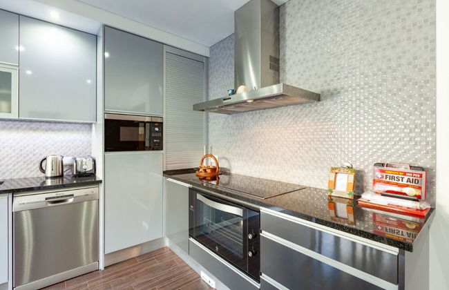 Private Modern Home, Fully Equipped, Near Historic Braga Centre - Foto 16
