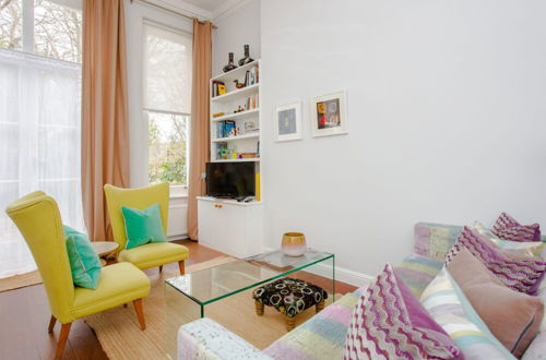Foto 15 - Stylish 2 Bedroom Apartment in Affluent Earls Court