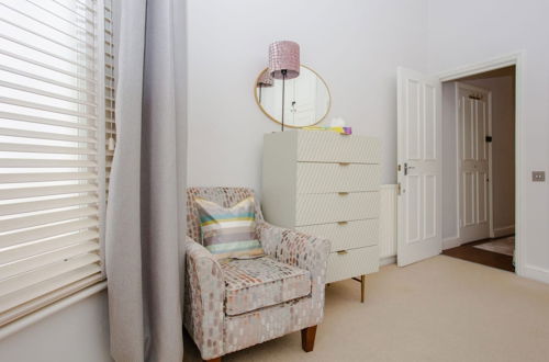 Foto 1 - Stylish 2 Bedroom Apartment in Affluent Earls Court