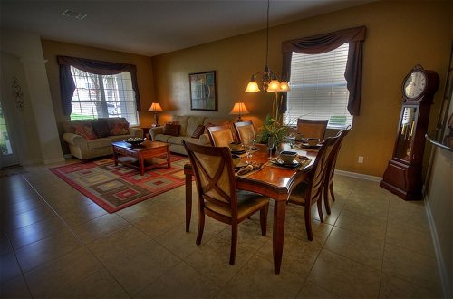 Photo 11 - 6BR 4BA Home in Windsor Hills by CV-2579
