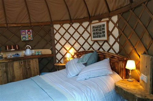 Foto 6 - Cosy and Inviting Waterside Luxury Yurt