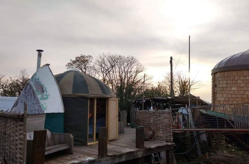 Photo 51 - Cosy and Inviting Waterside Luxury Yurt