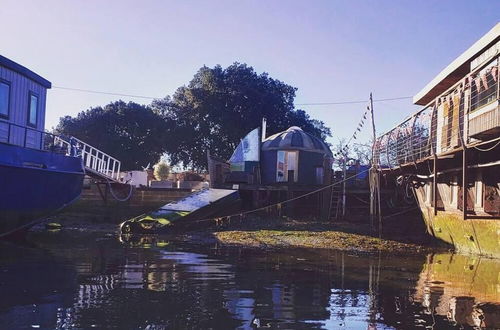 Photo 44 - Cosy and Inviting Waterside Luxury Yurt