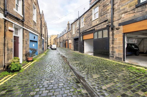 Photo 59 - JOIVY Quiet Mews Street Apartment in the Heart of Edinburgh