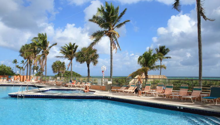 Photo 1 - Hollywood Beach Resort-beautiful Studio Sleeps 4