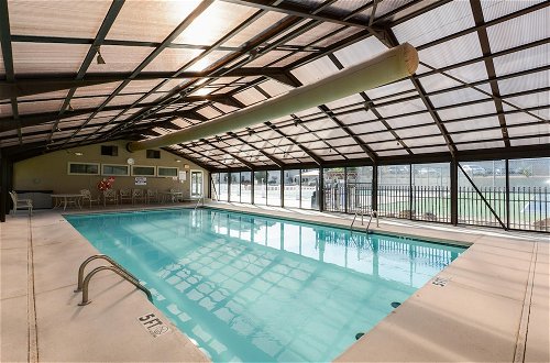Foto 31 - Matchplay - Resort Amenities W/ Indoor Pool - Comfort Meets Style and Fun