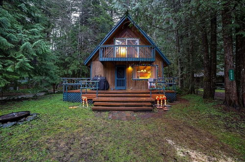 Photo 3 - Mt Baker Lodging Cabin 48 Sleeps 7