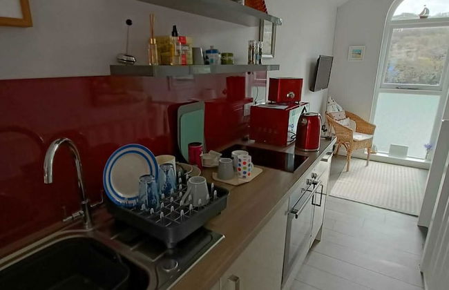 Beautiful 1-bed Riversi Cottage Located in Malpas - Foto 9