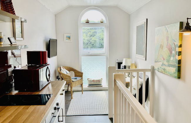 Beautiful 1-bed Riversi Cottage Located in Malpas - Foto 10