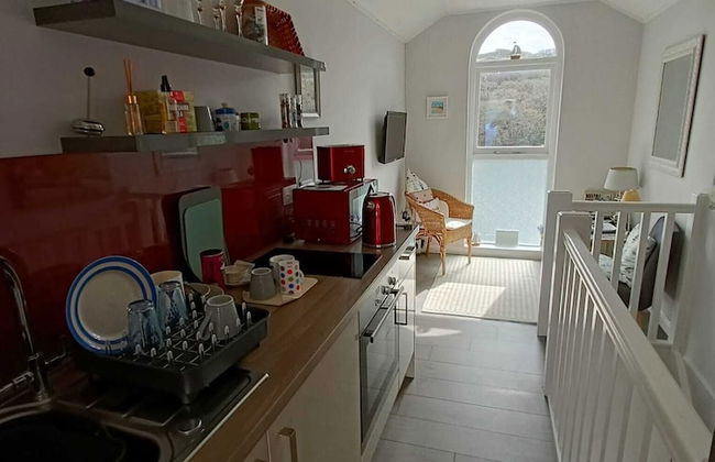 Beautiful 1-bed Riversi Cottage Located in Malpas - Foto 8