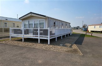 Foto 1 - Remarkable 2-bed Lodge in Clacton-on-sea