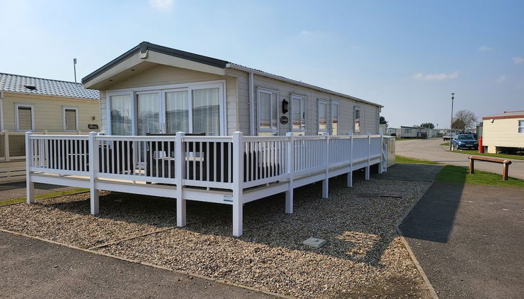 Foto 1 - Remarkable 2-bed Lodge in Clacton-on-sea