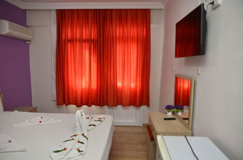 Photo 2 - Mut Hotel