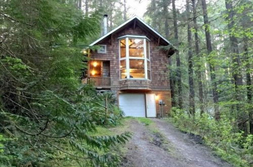 Photo 4 - Mt Baker Lodging Cabin 25 - Sleeps 6