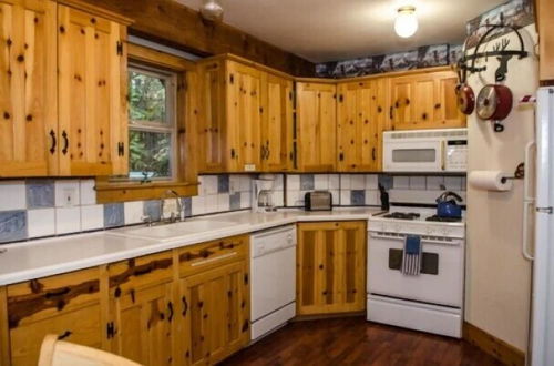 Photo 6 - Mt Baker Lodging Cabin 25 - Sleeps 6