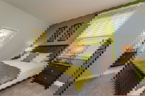 Foto 10 - 6 Bed 5 Bath Pool & Game Room Champions Gate 6 Bedroom Villa by RedAwning