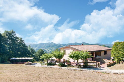 Photo 35 - Cozy Farmhouse in Apecchio with Hot Tub