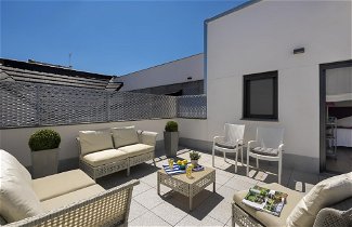 Photo 1 - Best Location Santa Cruz Quarter 2 BD Apartment With Private Terrace. Mateos Gago Terrace