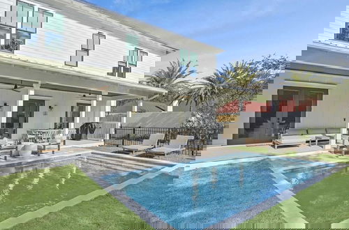 Foto 1 - Alibi 30A by Avantstay 6bdr, Private Pool, Steps to Beach