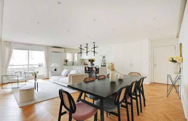 Modern, Spacious Apartment Just Outside Paris - Foto 14