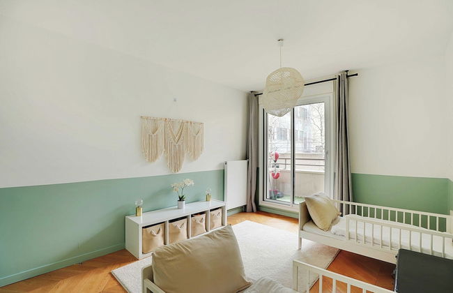 Modern, Spacious Apartment Just Outside Paris - Foto 3