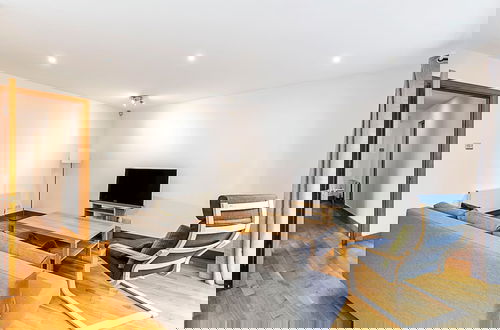 Foto 11 - Sleek and Contemporary House in Battersea