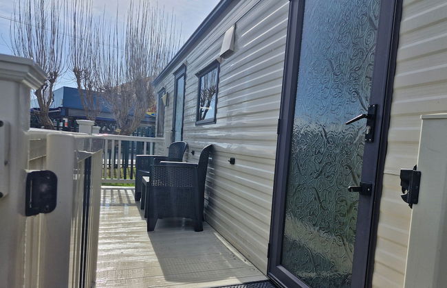 3-bed Caravan - Sleeps 8 - Pool Onsite - Petsok - Photo 17