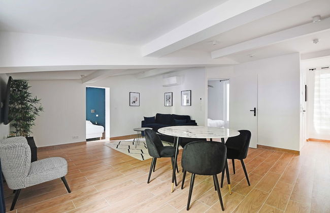 Refreshing 2bd/6p Apartment - 18th ard - Photo 10