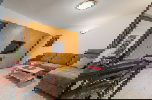 Foto 15 - Charming Lovran Apartments With Wonderful Sea View