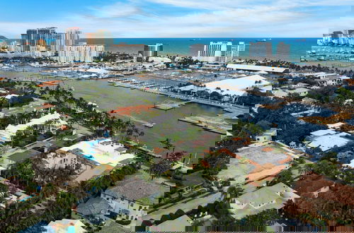 Foto 52 - Las Olas Oasis by Avantstay Minutes to the Beach + Hot Tub