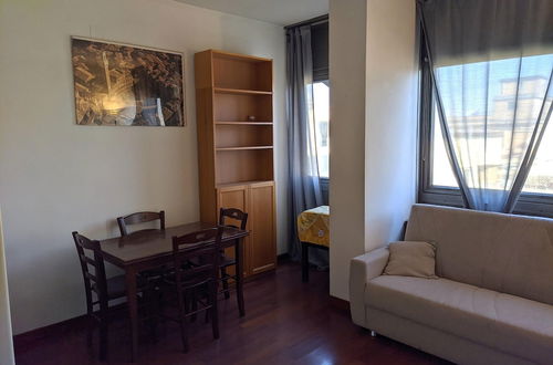 Photo 16 - Snug Apartment in Roma near San Giovanni Train Station