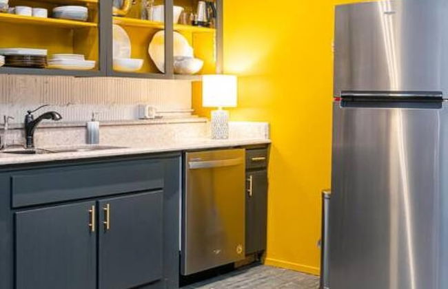 Elegant Edgy Loft on Historic Alley Parking - Foto 40